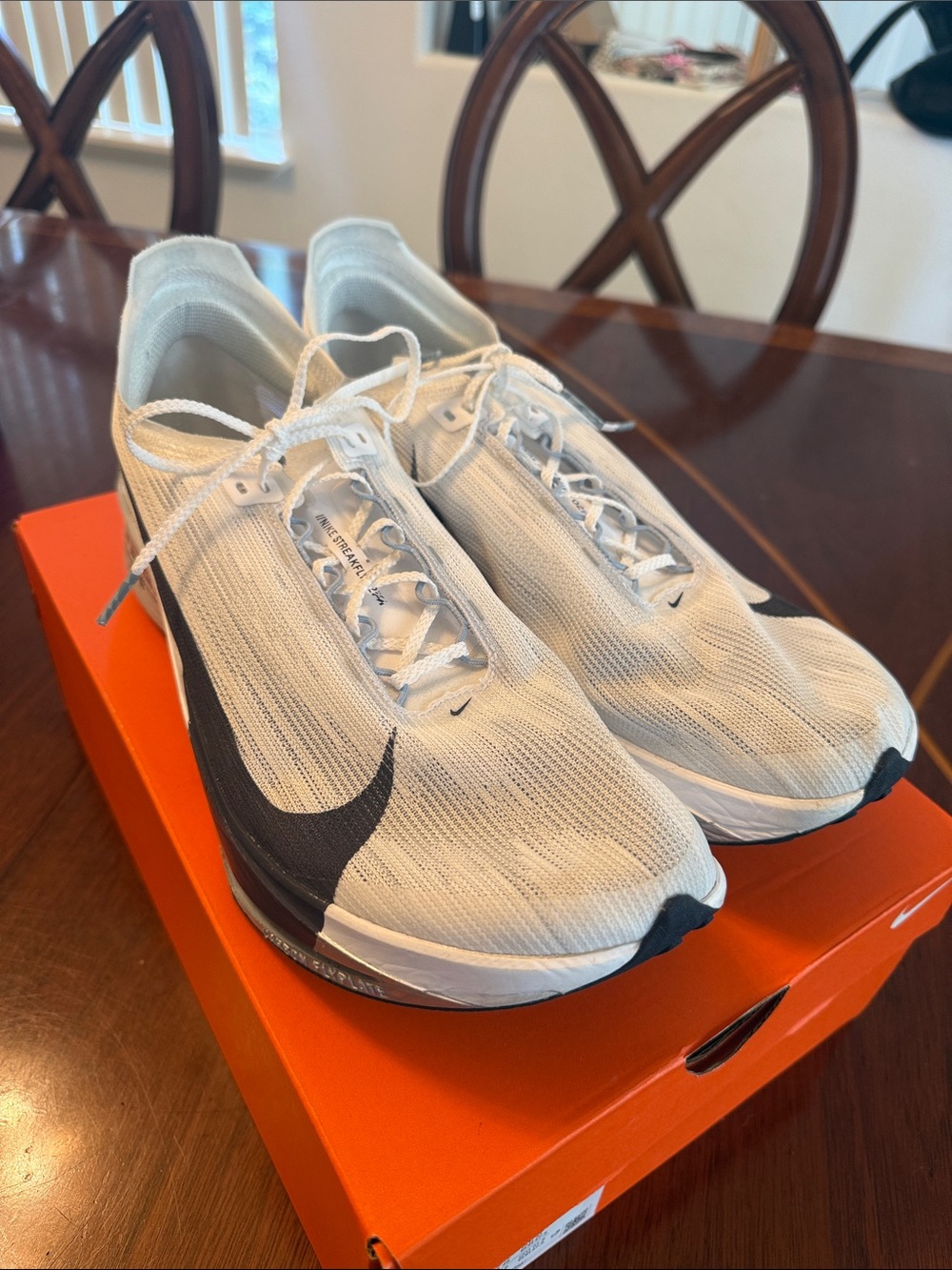 Nike Zoomx streakfly 2 size 13. Like new.